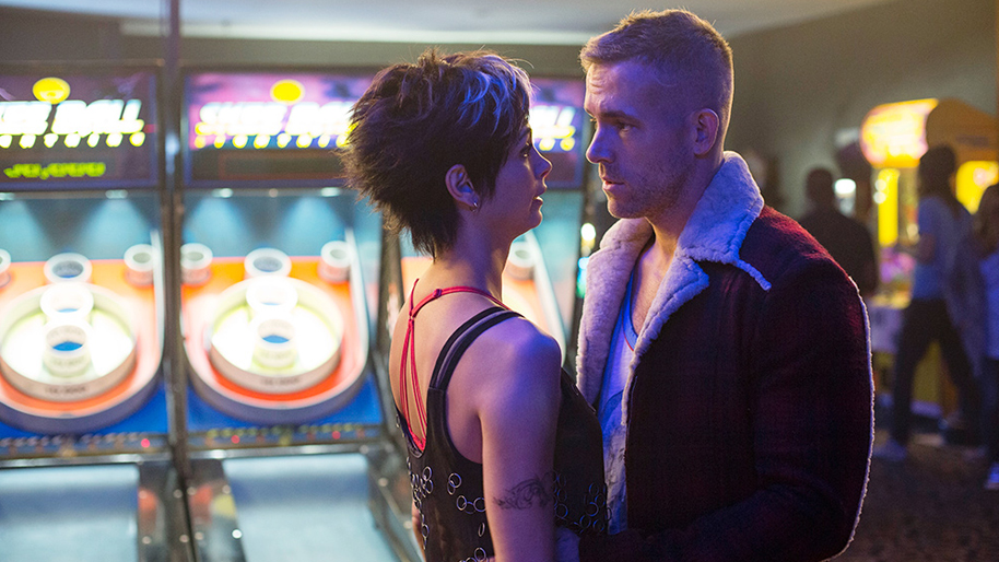Deadpool-Morena-Baccarin-Ryan-Reynolds